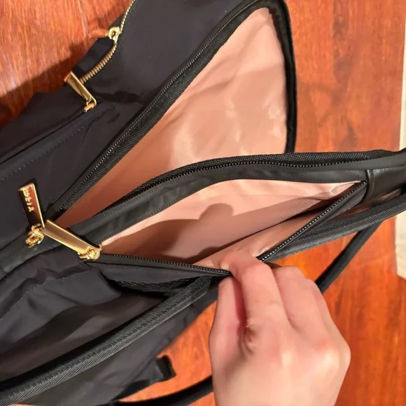 Meia Multifunctional Backpack - Picture 9 of 13